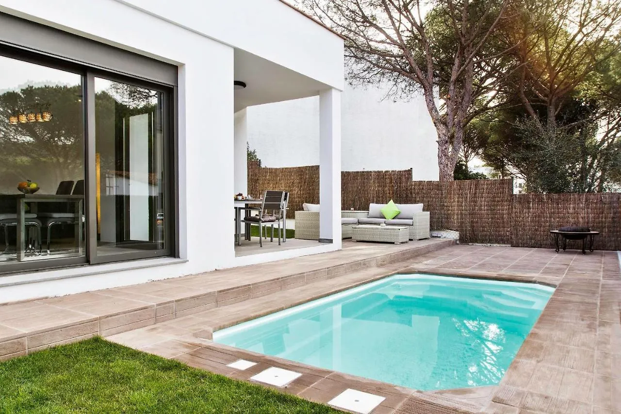 Villa Elia L'Escala 0*,  Spain