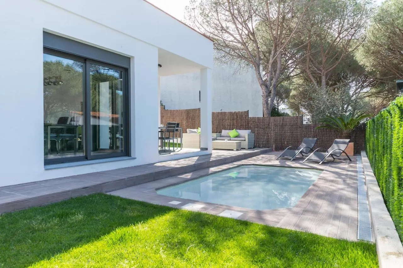 Villa Elia L'Escala 0*,
